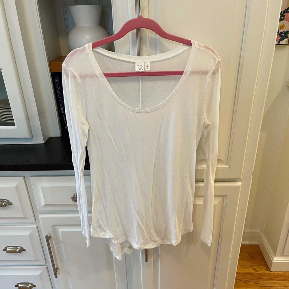 Women’s White Scoop Neck BP Long Sleeve Top